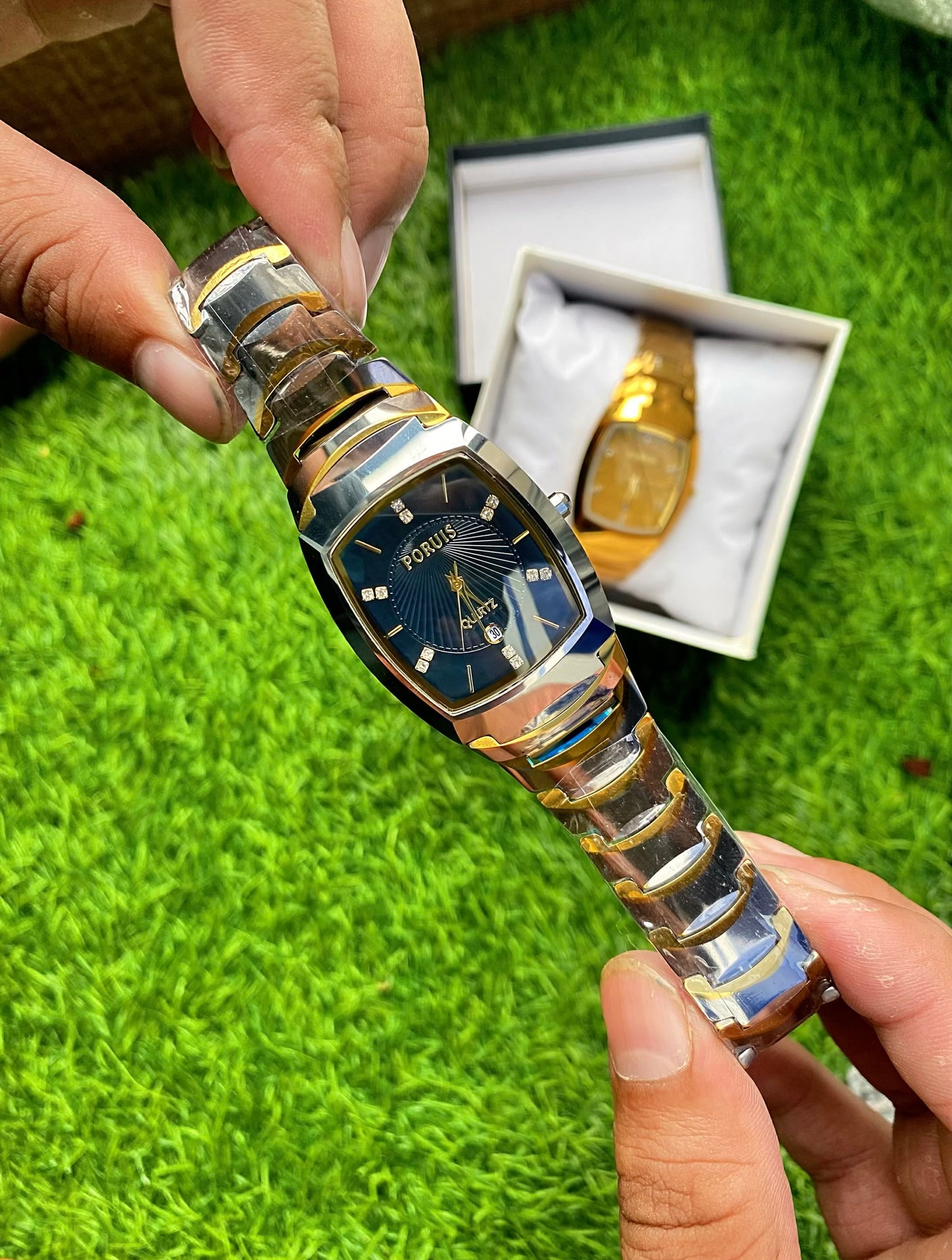 Full Diastar waterproof and scratch proof orignal Watch with Date Function