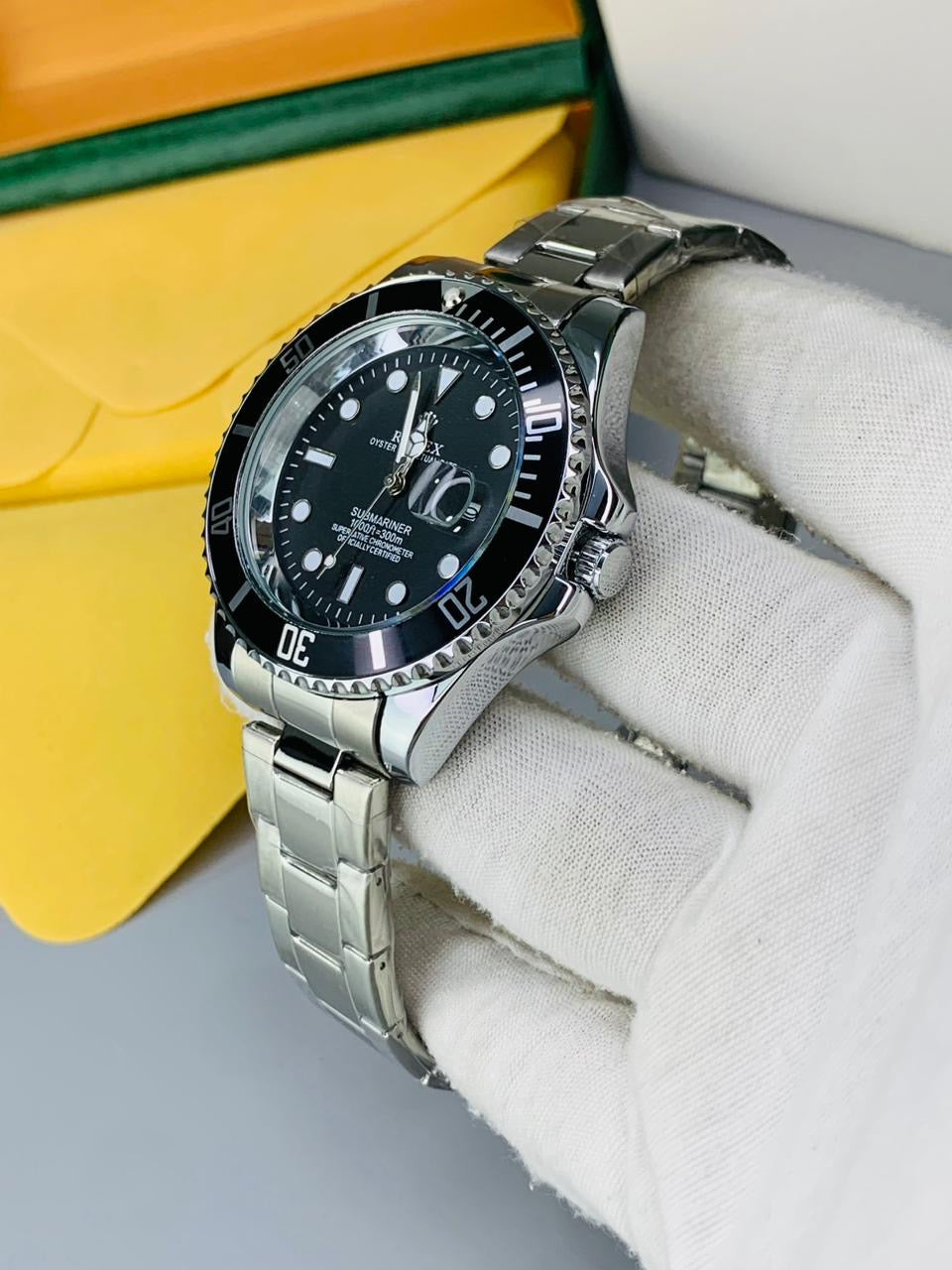 Classic Diver Watch – Black Dial Stainless Steel Edition