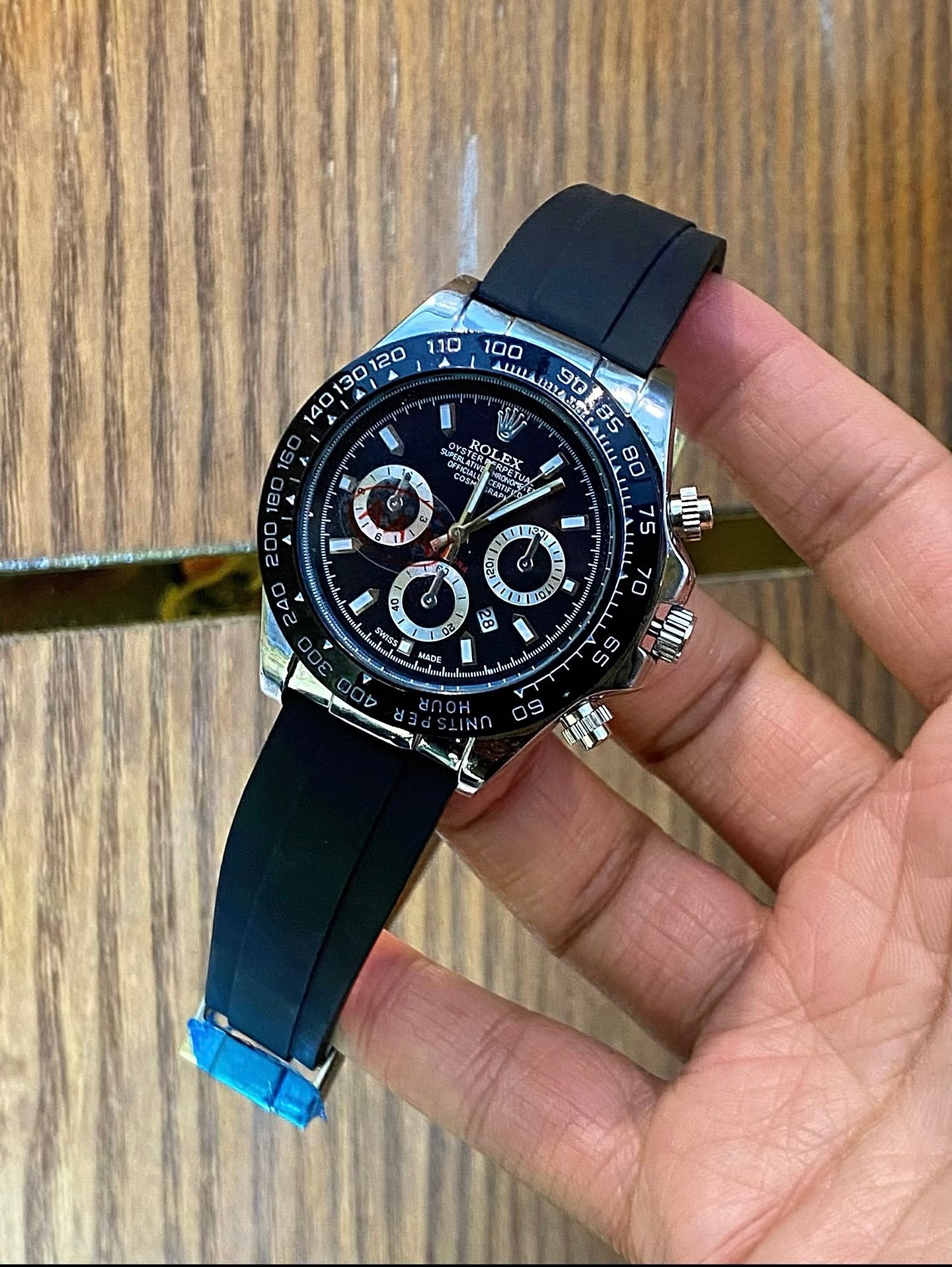 Premium Men’s Analog Watch with Bold Dial Design