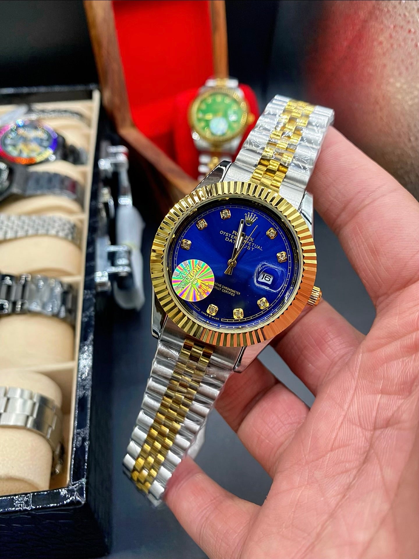 Premium  Men’s Wristwatch with Two-Tone Strap Diamond Dial