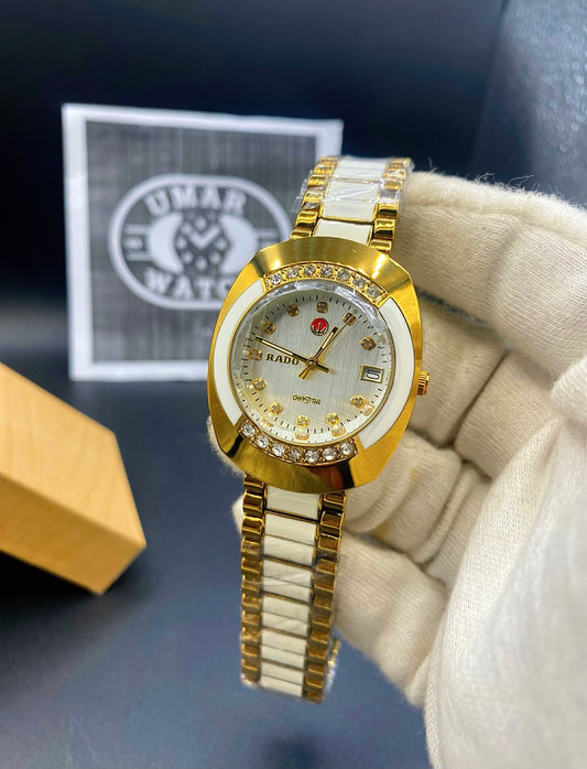 Premium Wristwatch with Crystal Markers and Date Feature