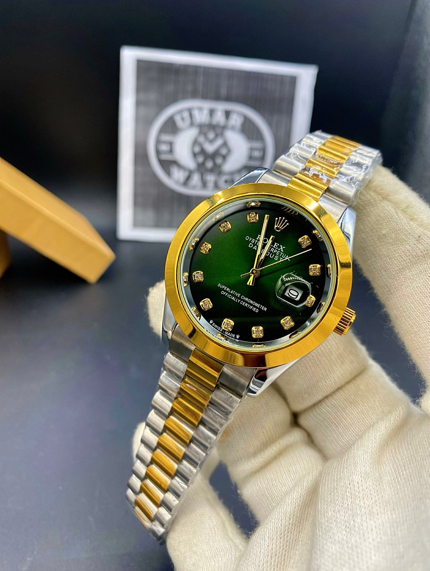 Premium Wrist Watch with Elegant Detailing