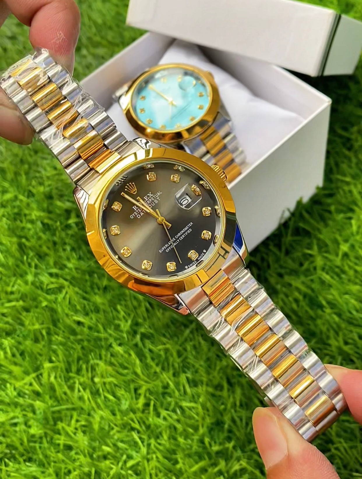 Premium Men’s Timepiece with Classic Design and Date Display