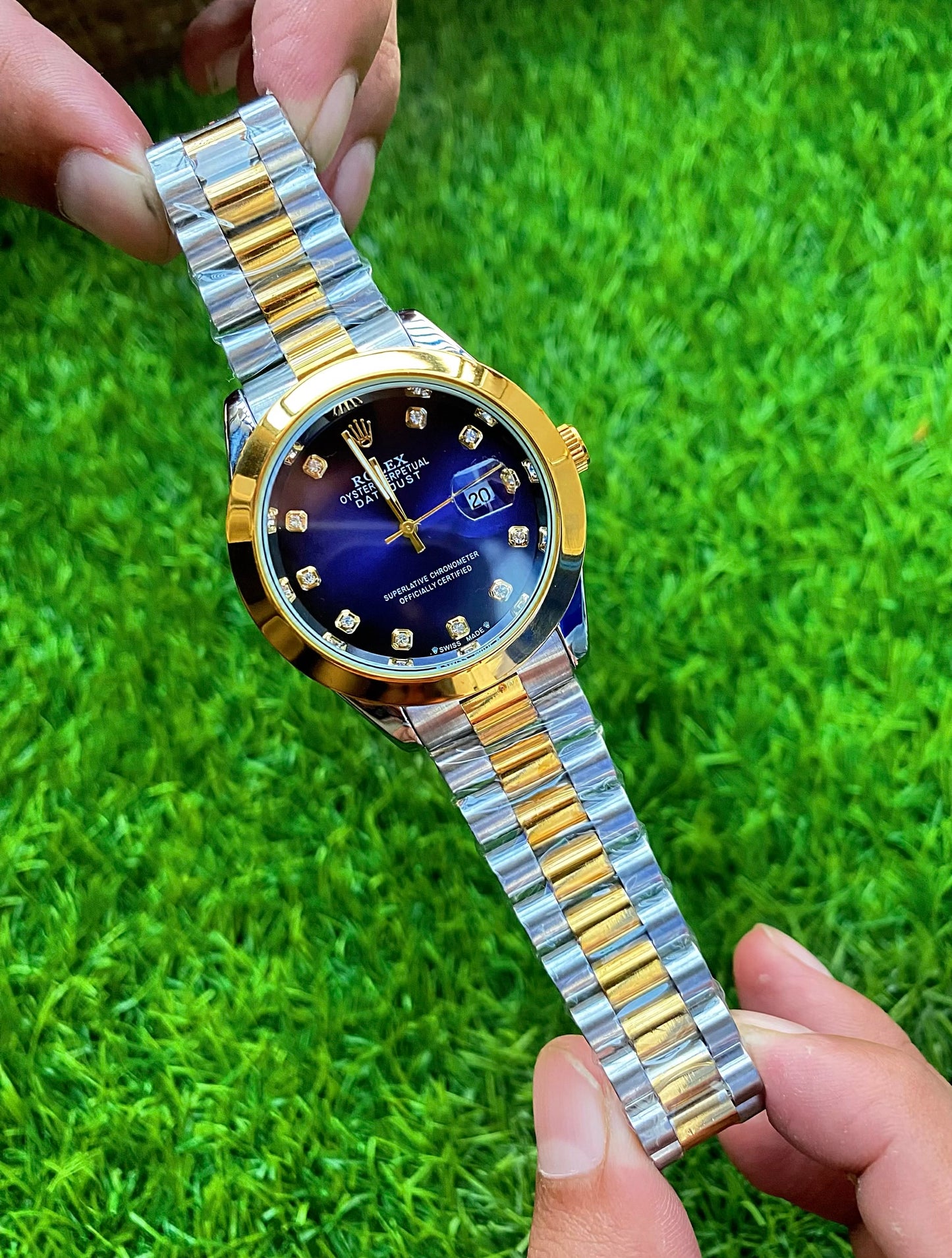 Premium Wrist Watch with Elegant Detailing