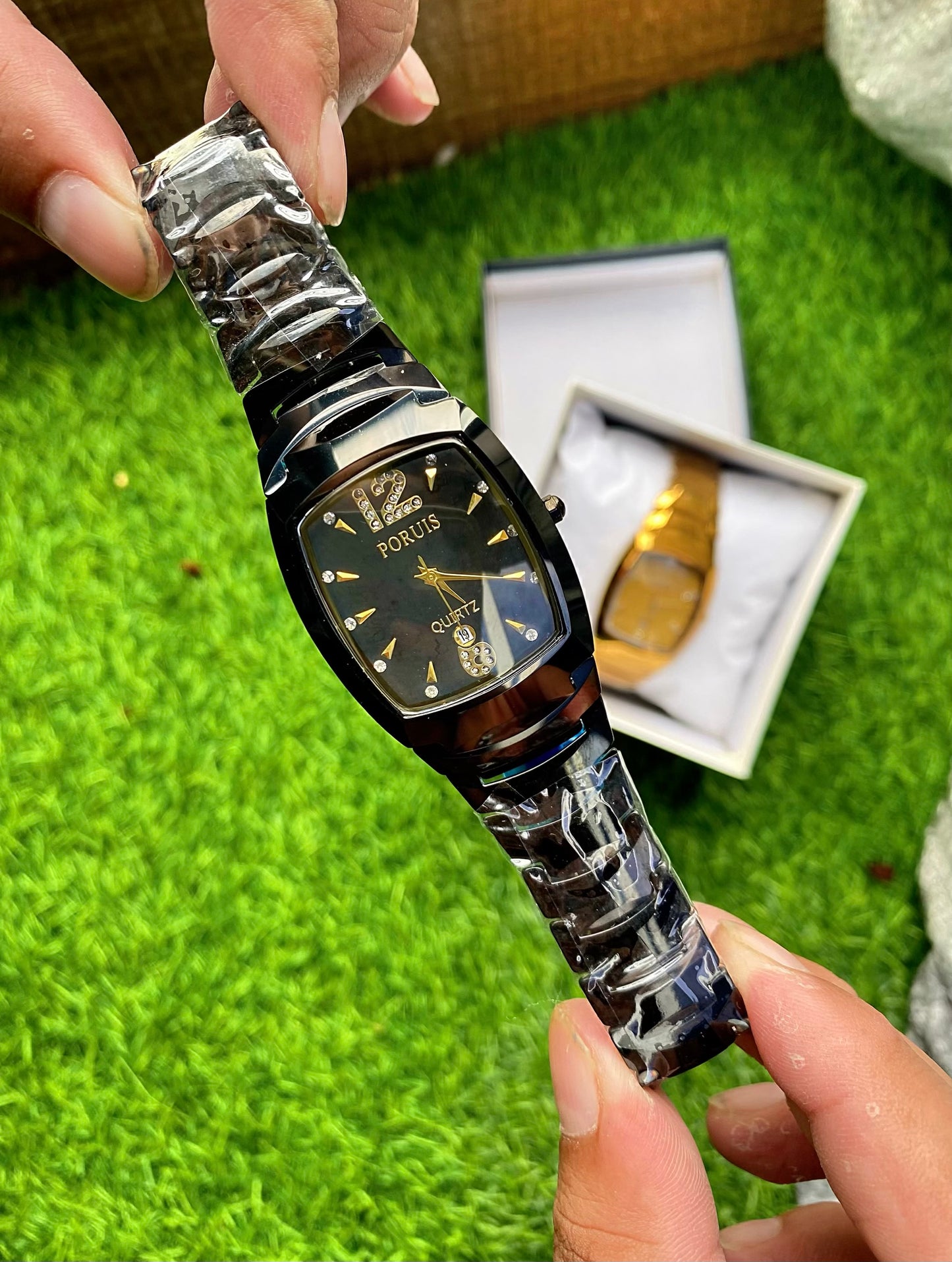 Full Diastar waterproof and scratch proof orignal Watch with Date Function
